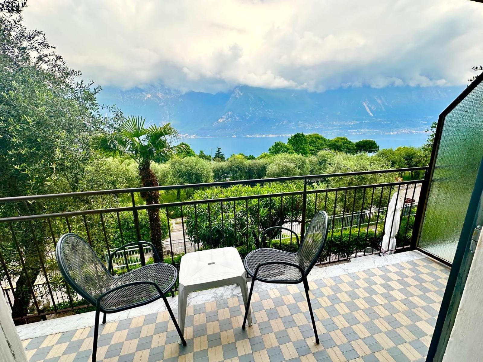 Hotel Silvana Garni Limone sul Garda Exterior foto